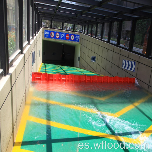 Barrera de inundación llena de agua para la seguridad de la barrera de la puerta